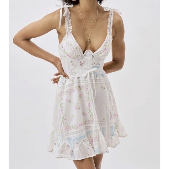 Flowers Dresses & Skirts - Revolve For Love & Lemons Dress Shea Mini Floral Ivory Size XXS